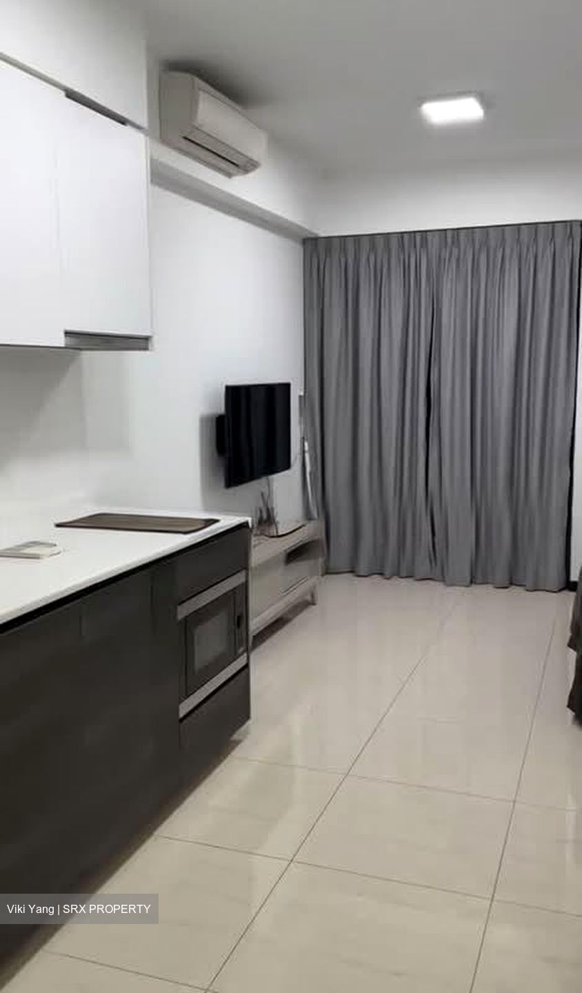 Sims Urban Oasis (D14), Condominium #571845421